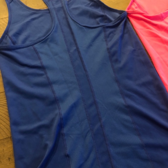 Nike DriFit Tanks - Picture 6 of 9